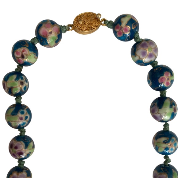 Vintage Chinese Hand Painted Porcelain Hand Knotted Beaded Necklace - Picture 4 of 11
